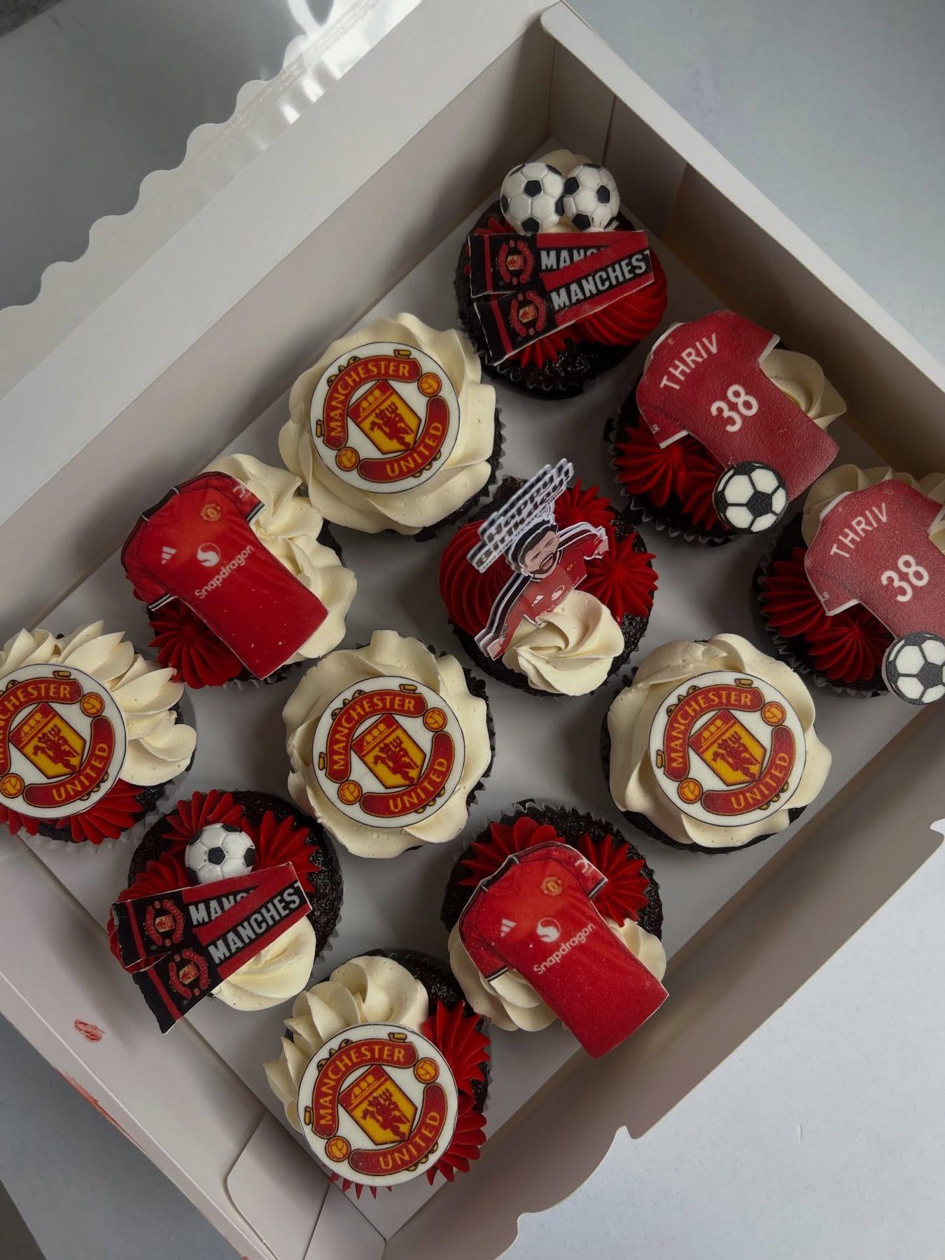 Manchester United themed cupcakes